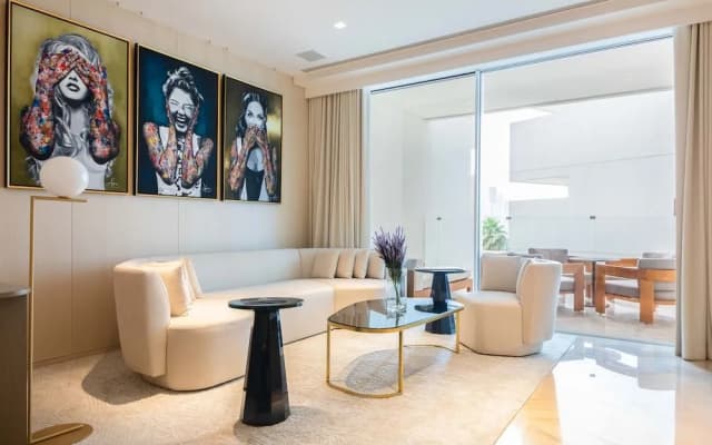 Maison Privee - Five Residence
