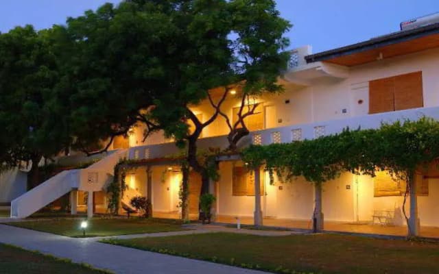 Pigeon Island Beach Resort