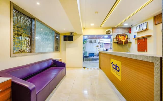 Fabhotel Dream Inn
