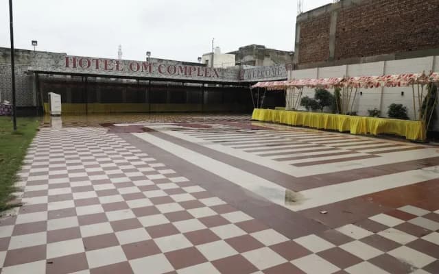 Hotel Om Complex