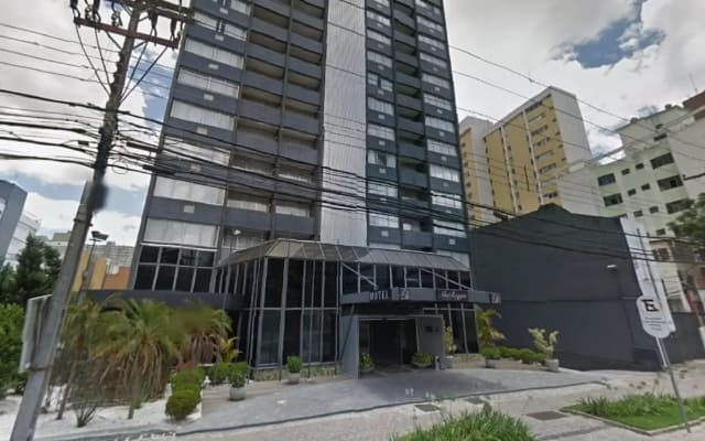 Alta Reggia Plaza Hotel