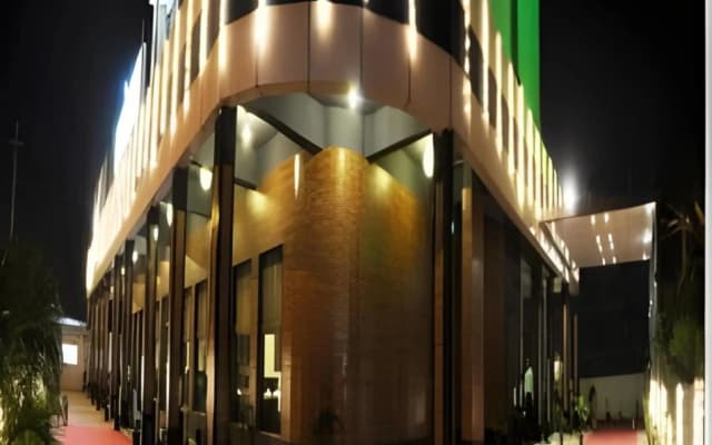 Hotel Pallavi West