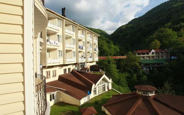 Asiyan Otel