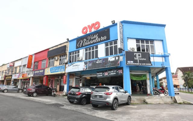 OYO 89435 Nusantara Group Hotel