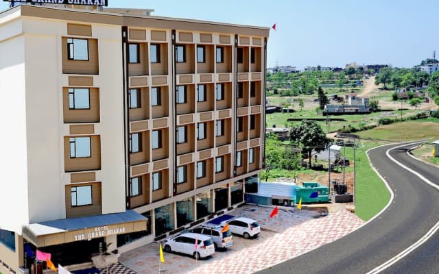 The Grand Sharan