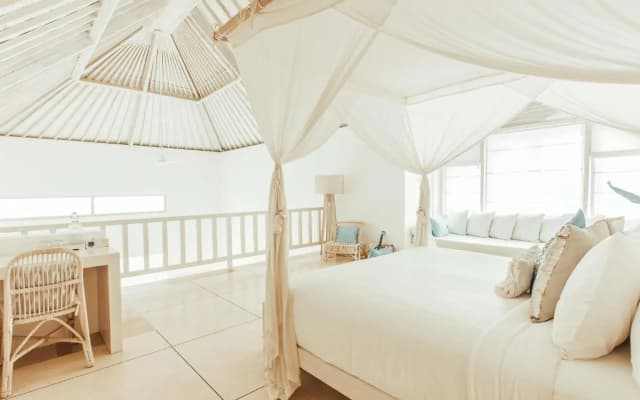 Cloud Nine Estate