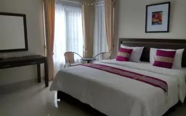Puri Ratna Joewita