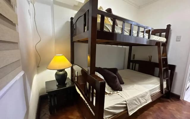 East Ortigas Mansions by MA