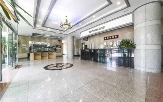 Elysian Hotel