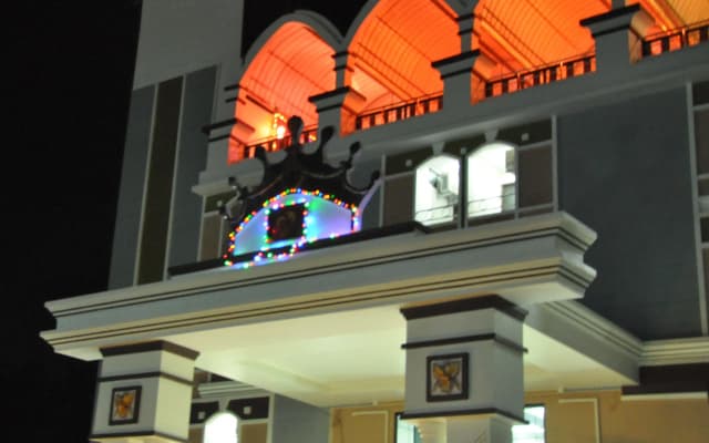 Queen Palace Hotel