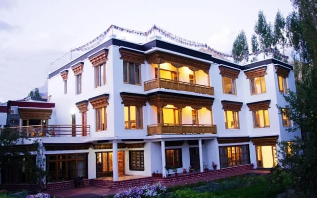 Rock Castle Residency