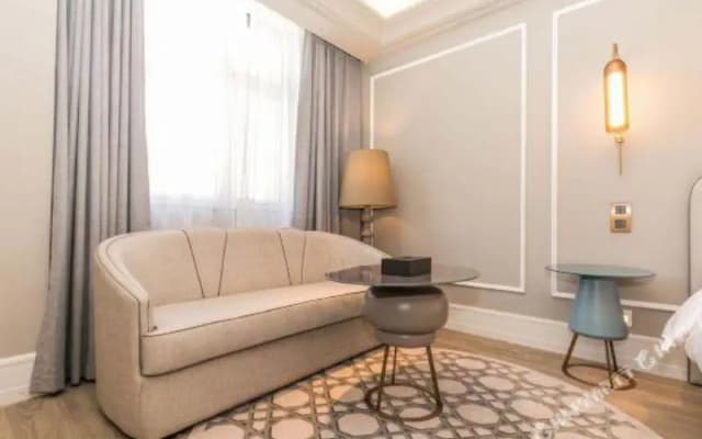 Mercure Hotel (Pingyin)