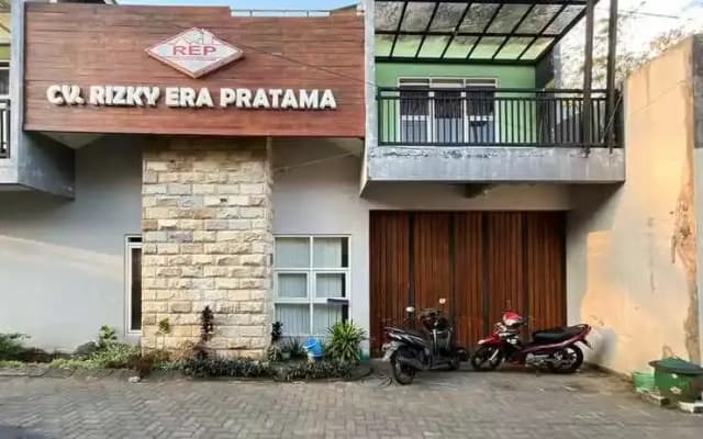 RedDoorz Syariah Nanna Homestay Near Dino Park