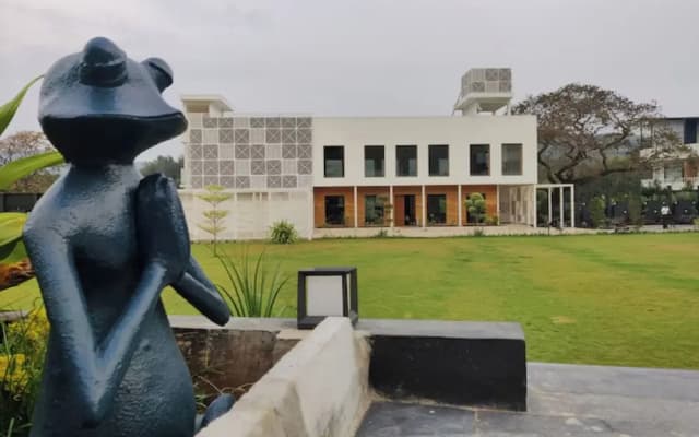 Bindiga Peak Resorts
