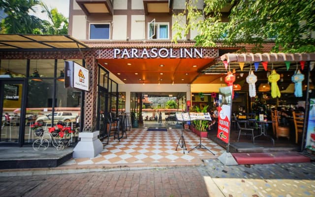 Parasol Inn Chiang Mai Old City