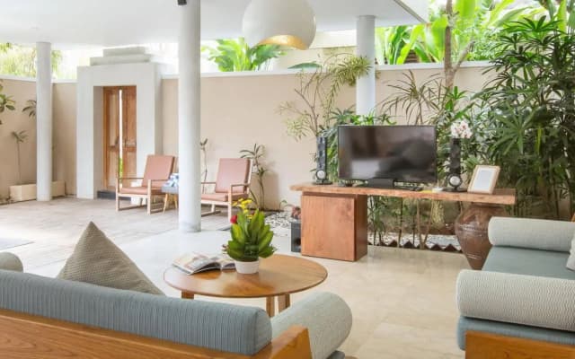 Beautiful Bali Villas - 6 mins walk to the beach