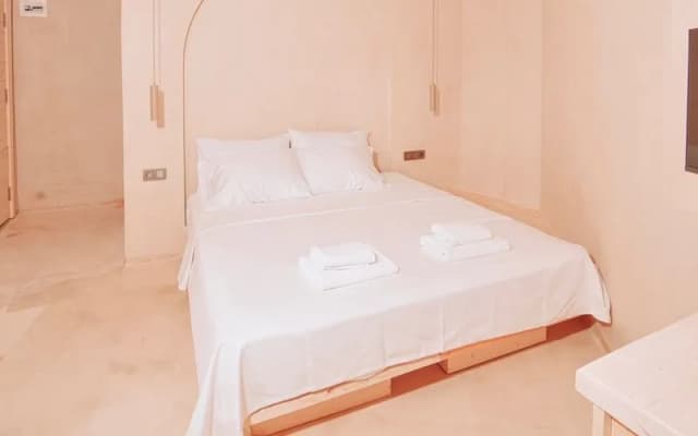 Felix Rooms