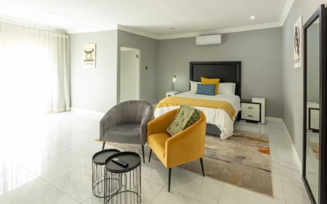 Adinkra Boutique Hotel