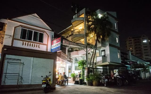 Dutch Guesthouse