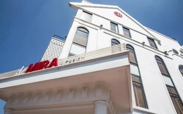 DeMira Hotel