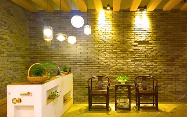 Floral Hotel·Yichang Sanxia Jinshi Hotel