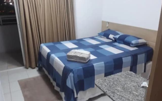 Flat Bairritz Setor Hoteleiro Norte. Quarto 105