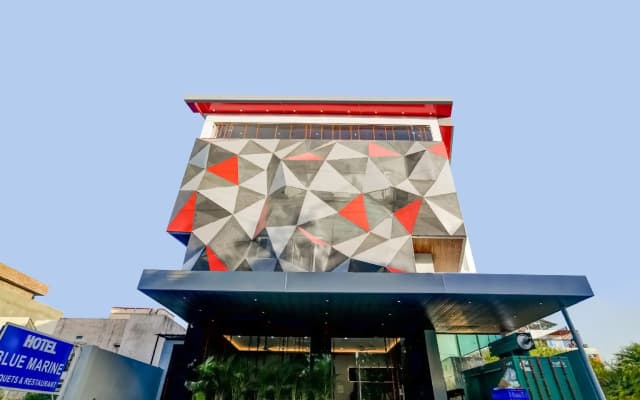 Fabhotel Blue Marine