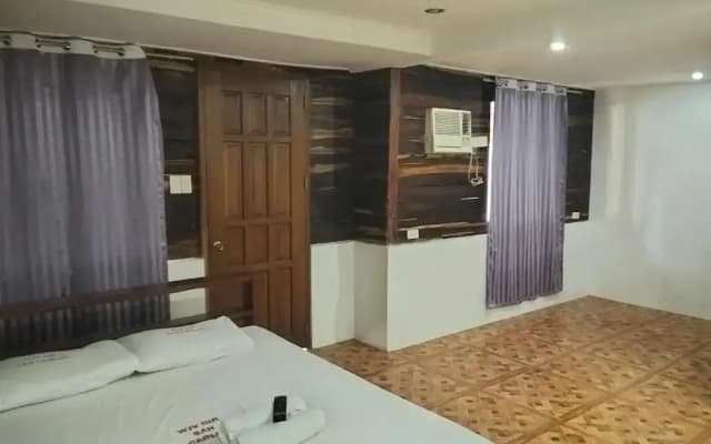 Wjv Inn San Carlos Ii