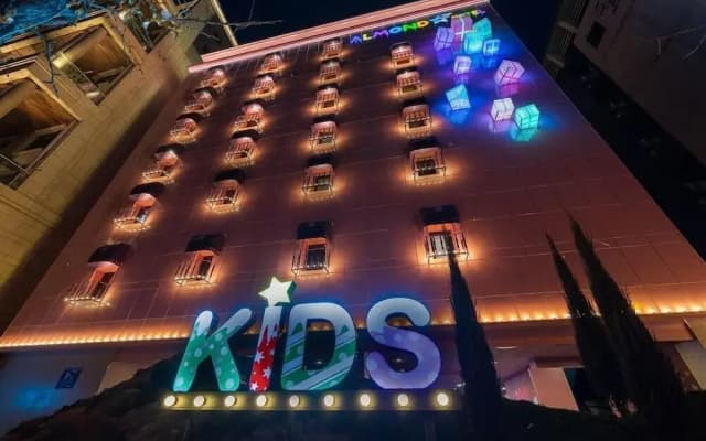 Jangyu Almond Kids Hotel