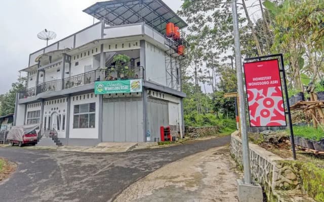 OYO 90517 Homestay Wonosobo Asri
