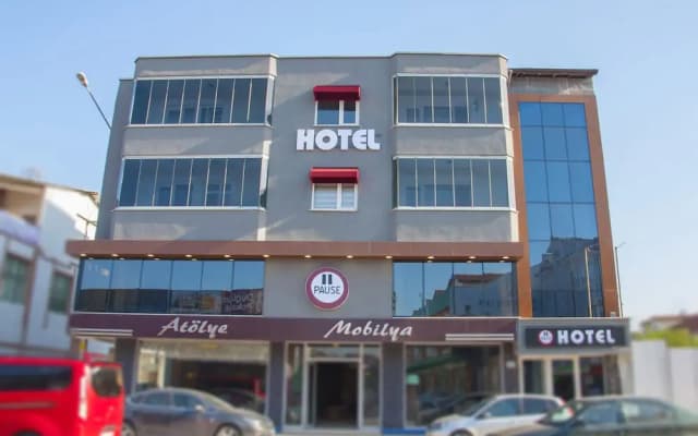 Pause Hotel