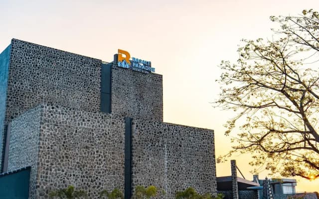 Basalt Paradise Resort And Spa