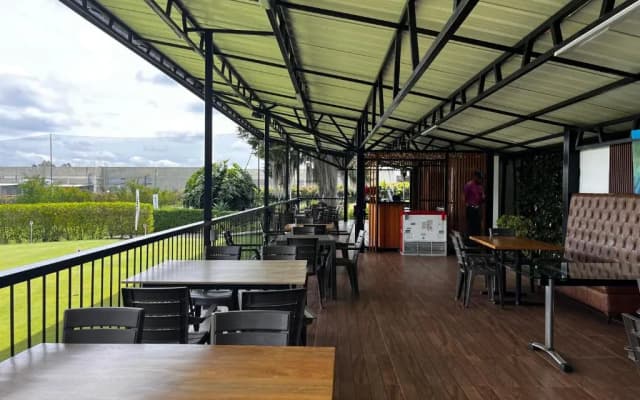 Isak Hotel & Golf Airport