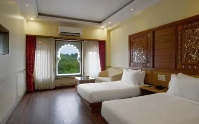 Aaram Mahal by Pachar Group