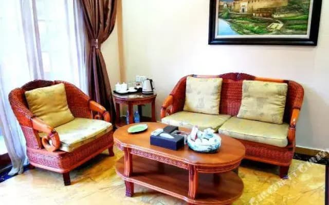 Yeyuan Hotspring Holiday Hotel
