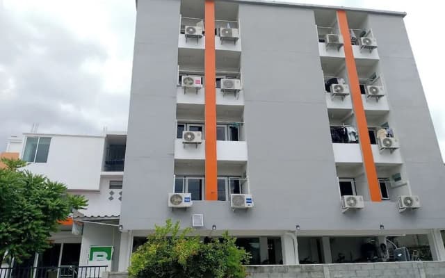 Na Nont Place