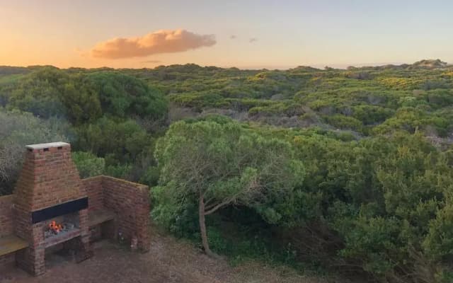 Magdamol Holiday Home
