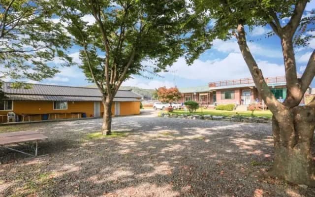 Yangpyeong Hyangchonminbak Pension