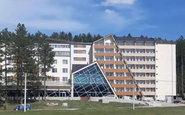 Hotel Borovi Sjenica