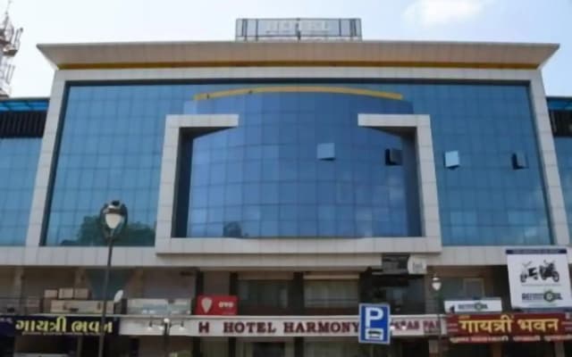 Hotel Harmony by OYO Rooms