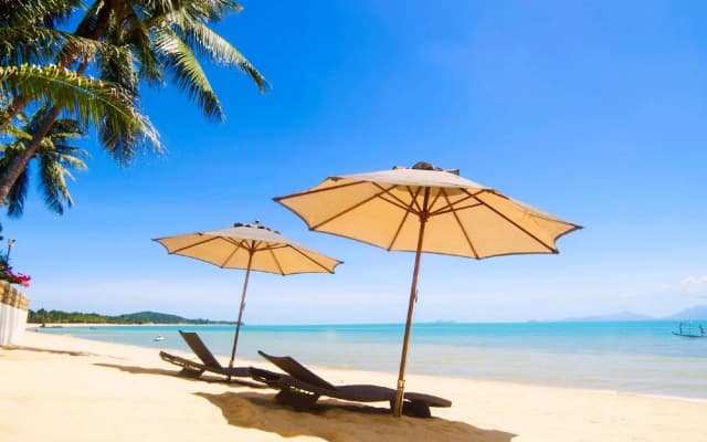 White House Beach Resort And Spa
