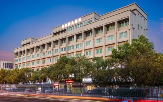 Fortune Hotel