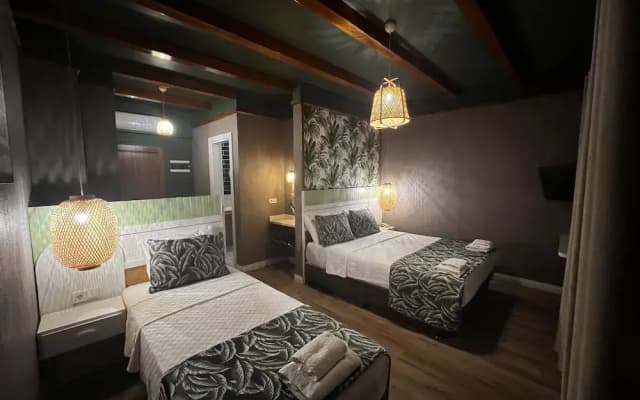 Dolphin Park Hotel