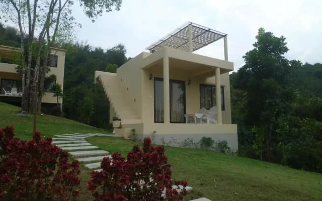 Hi - Scene Resort