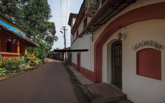 Casa Britona