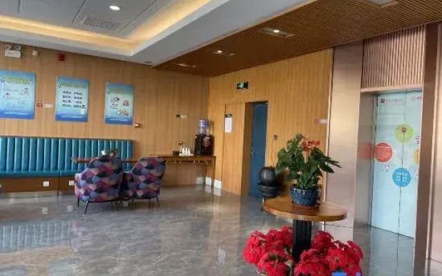 Luyating Hotel (Xiong'an New Area Rongcheng Aowei Road Branch)