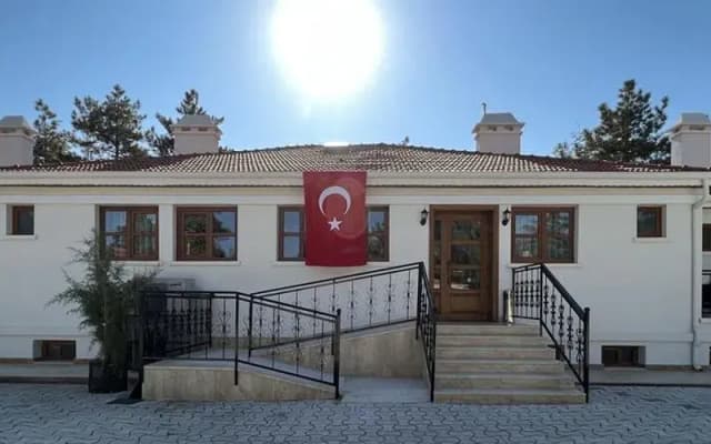 Sümer Otel