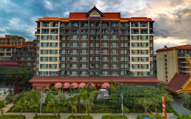 Wanda YI, Suite Xishuangbanna