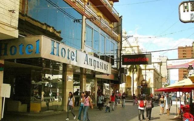 Hotel Augustus