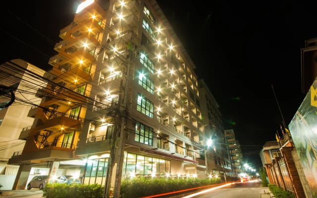 Wsotel Hotel and Serviced Apartment